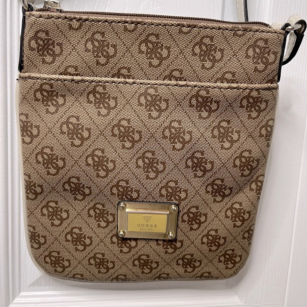 GUESS vintage reama bag light brown logo